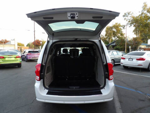 2017 Dodge Grand Caravan SXT