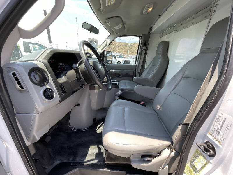 2014 Ford E-Series