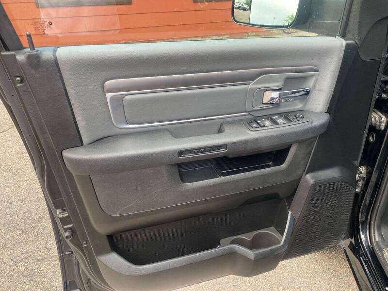 2023 RAM 1500 Classic