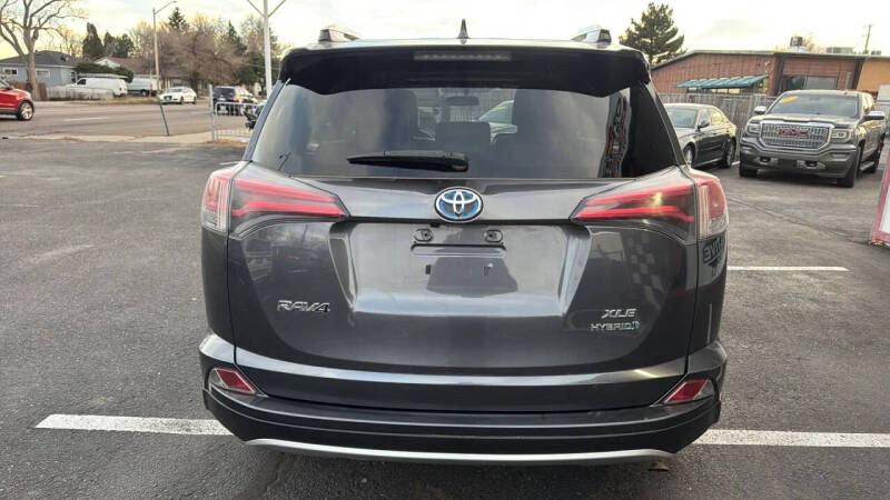 2016 Toyota RAV4 Hybrid XLE