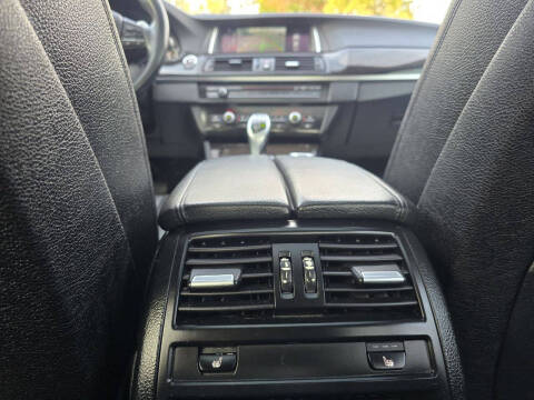 2016 BMW 5 Series 528i xDrive