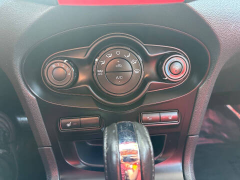 2013 Ford Fiesta Titanium