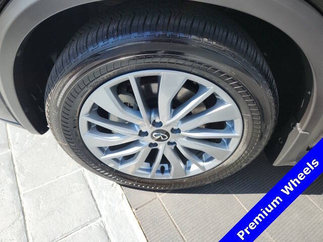 2025 Infiniti QX50 Luxe