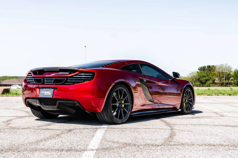 2012 McLaren MP4-12C