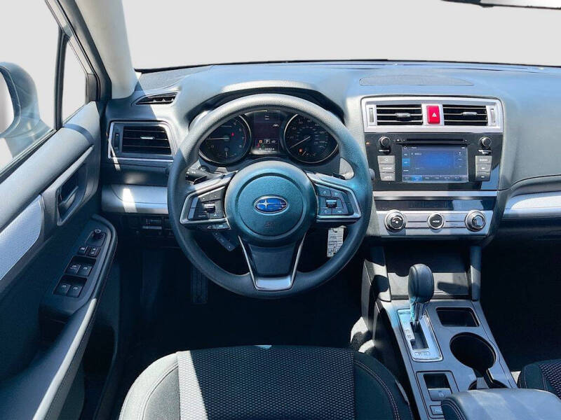 2019 Subaru Outback 2.5i
