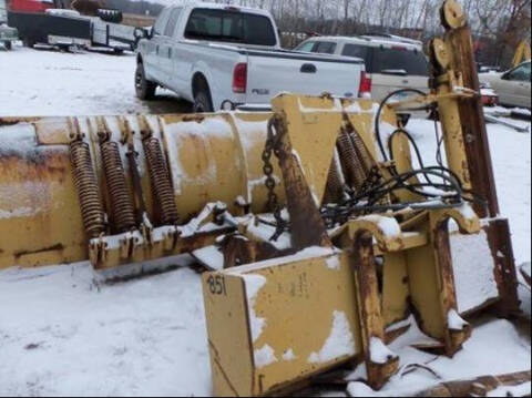Caterpillar Snowplow