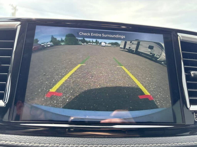 2023 Chrysler Pacifica Plug-In Hybrid Limited