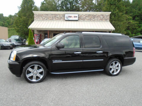2009 GMC Yukon XL for sale at Driven Pre-Owned in Lenoir NC