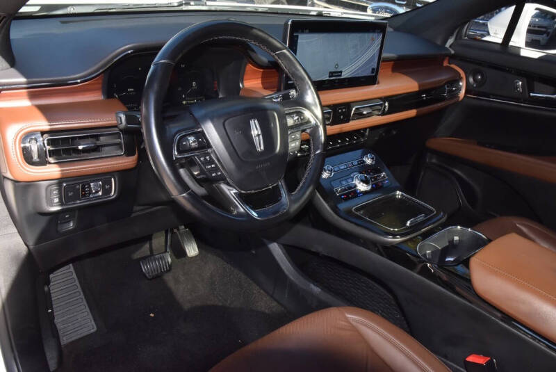 2021 Lincoln Nautilus Reserve