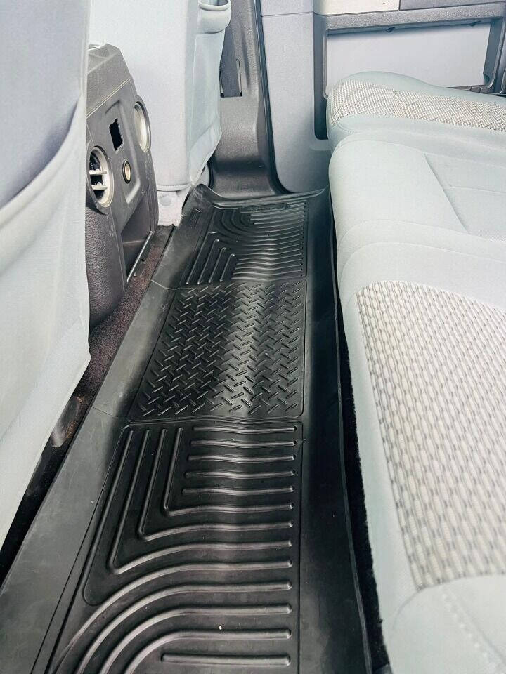 2013 Ford F-350 Super Duty  - $27,950
