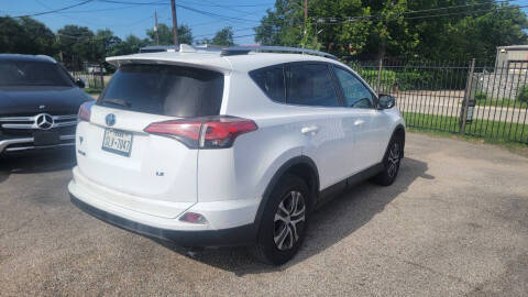 2016 Toyota RAV4 LE