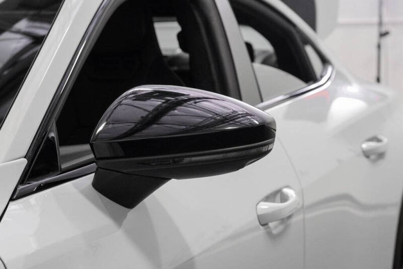 2024 Audi e-tron GT quattro Prestige