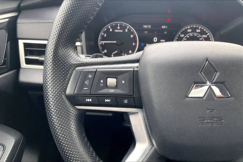 2024 Mitsubishi Outlander