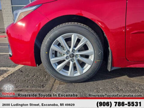 2025 Toyota Corolla Hatchback SE