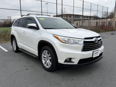 2016 Toyota Highlander LE