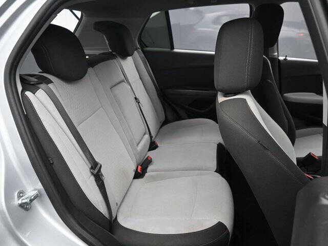 2022 Chevrolet Trax LS