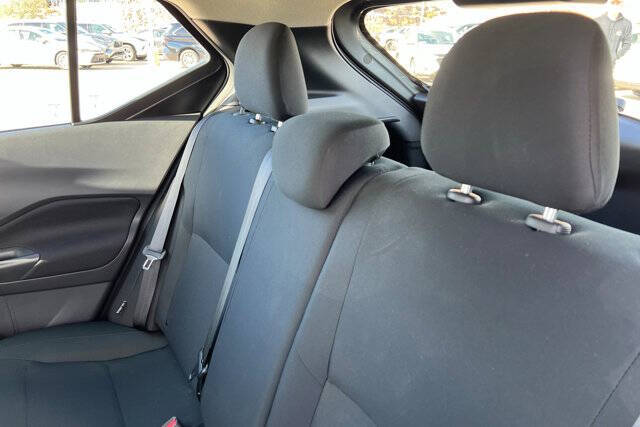 2025 Nissan Kicks Play S