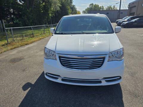 2016 Chrysler Town and Country Touring