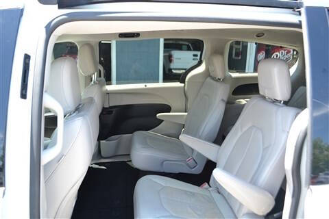 2021 Chrysler Pacifica Touring L