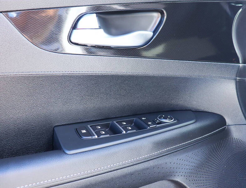 2021 Kia Forte GT Line