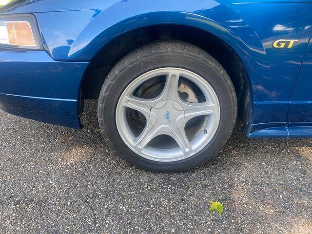 2000 Ford Mustang GT