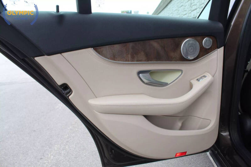 2015 Mercedes-Benz C-Class C 300