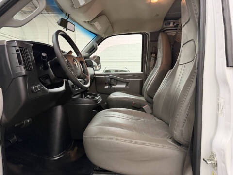 2017 Chevrolet Express 3500