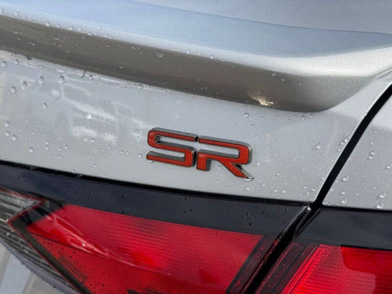 2025 Nissan Versa SR