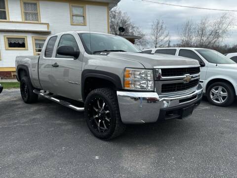 2009 Chevrolet Silverado 2500HD for sale at Carz of Marshall LLC in Marshall MO