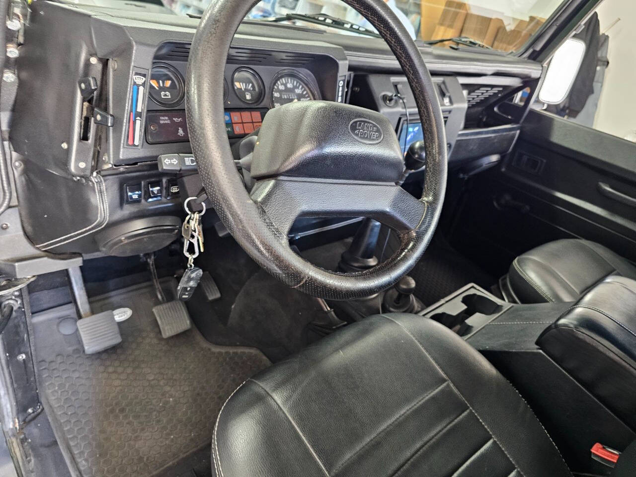 1990 Land Rover Defender 39