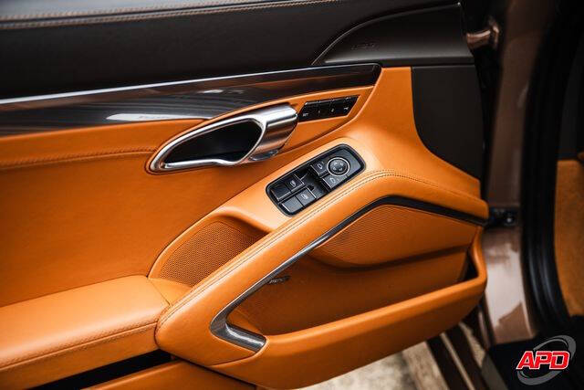 2014 Porsche Cayman