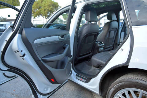 2017 Audi Q5 2.0T quattro Premium Plus