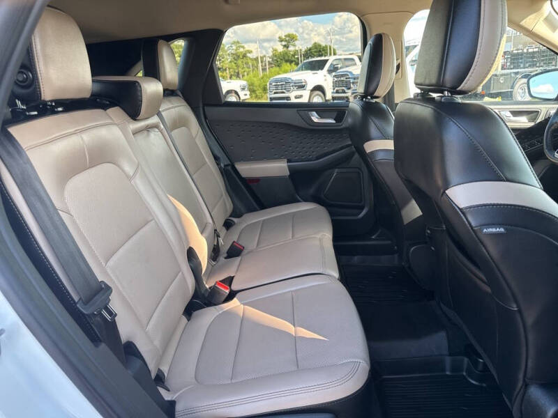 2020 Ford Escape SEL