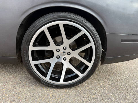 2016 Dodge Challenger SXT Plus