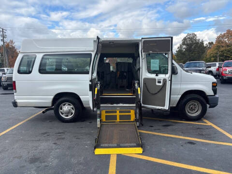 2013 Ford E-Series E-350 SD