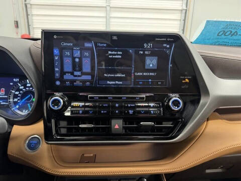 2021 Toyota Highlander Hybrid Platinum