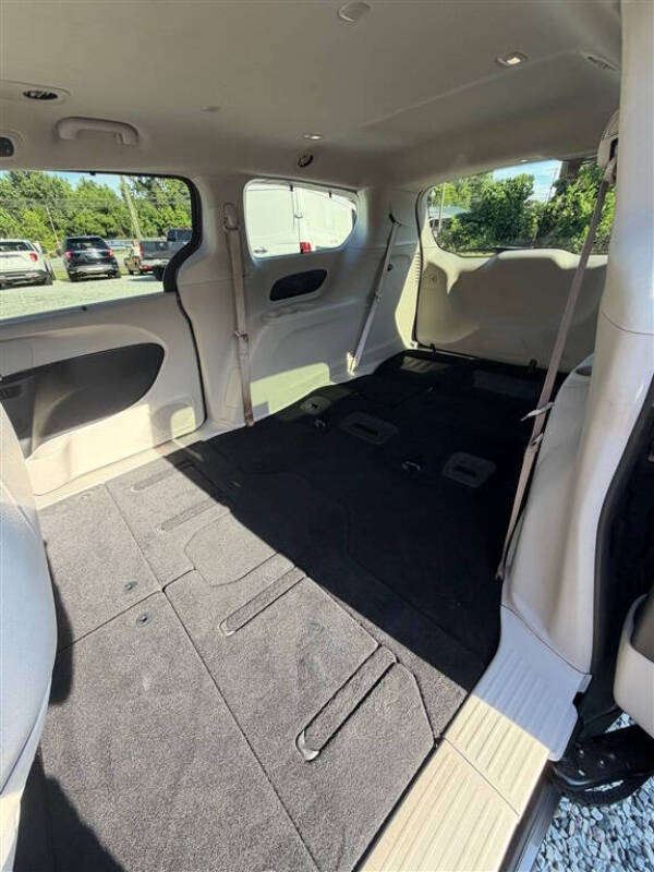 2021 Chrysler Pacifica Touring L