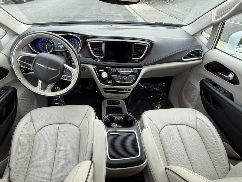 2017 Chrysler Pacifica Limited