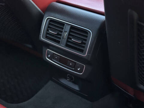 2018 Audi SQ5 3.0T quattro Prestige