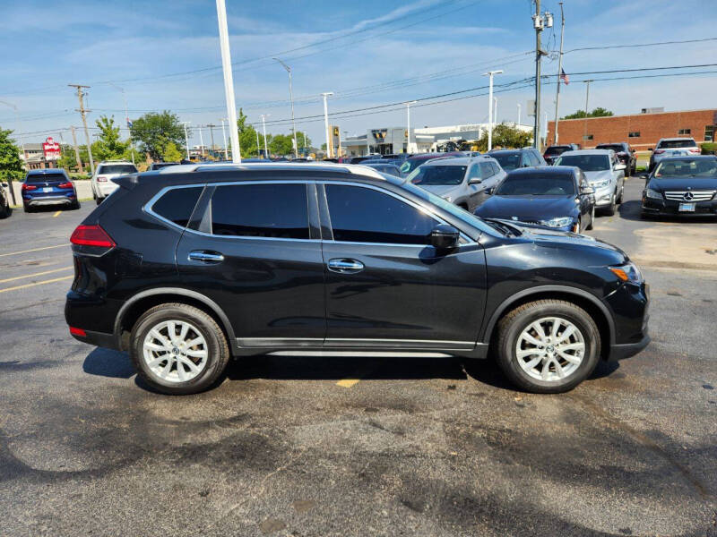 2017 Nissan Rogue SV