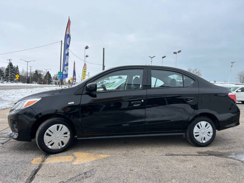 2024 Mitsubishi Mirage G4 ES