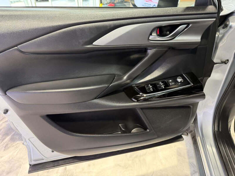 2023 Mazda CX-9 Touring Plus