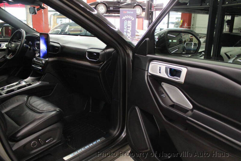 2020 Ford Explorer Platinum