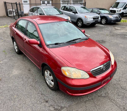 2005 Toyota Corolla LE