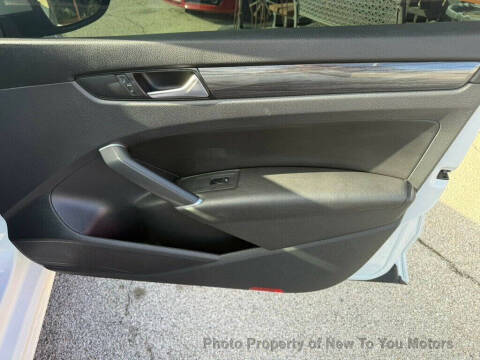 2021 Volkswagen Passat R-Line