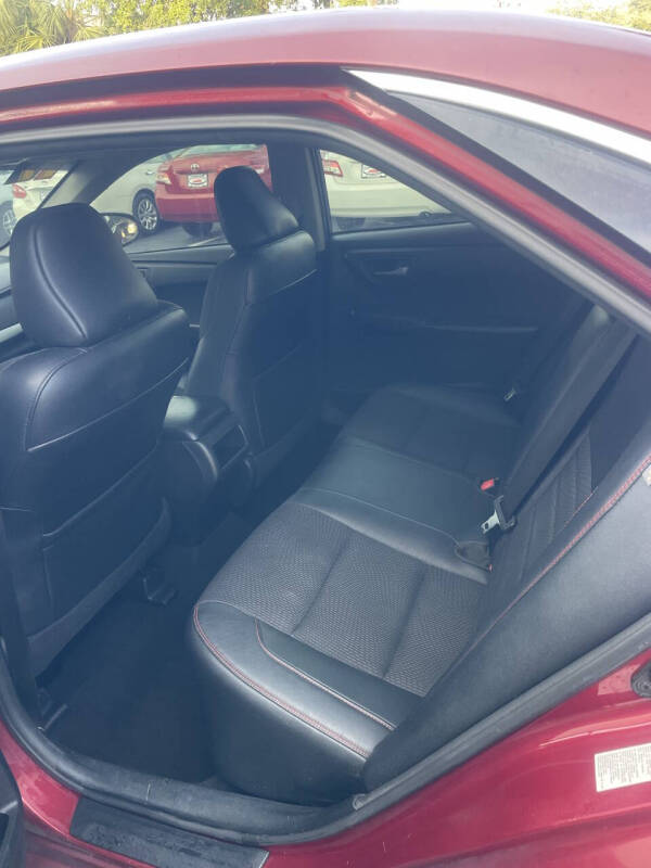 2017 Toyota Camry LE