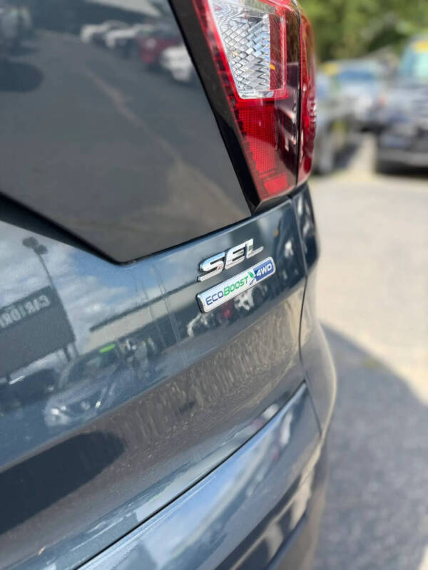 2019 Ford Escape SEL