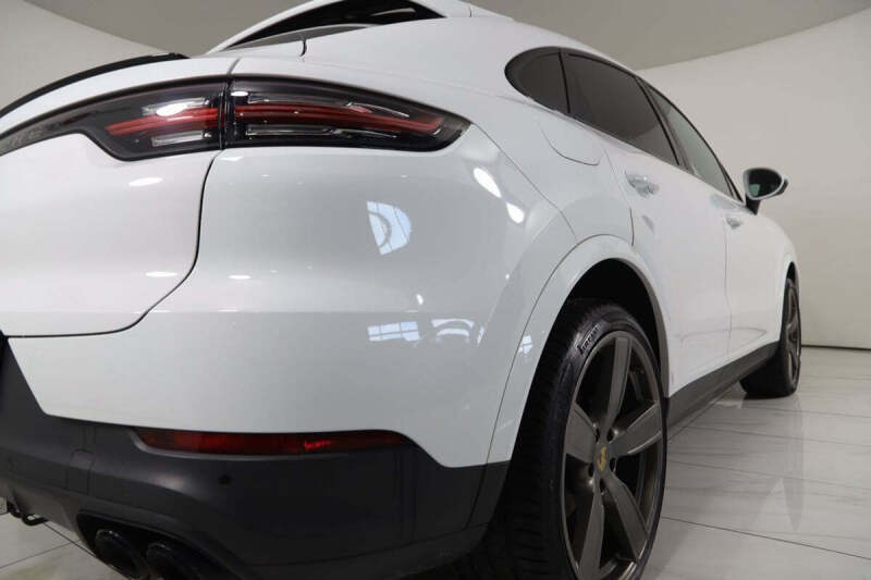 2023 Porsche Cayenne