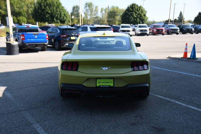 2025 Ford Mustang EcoBoost