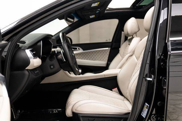 2023 Genesis G70